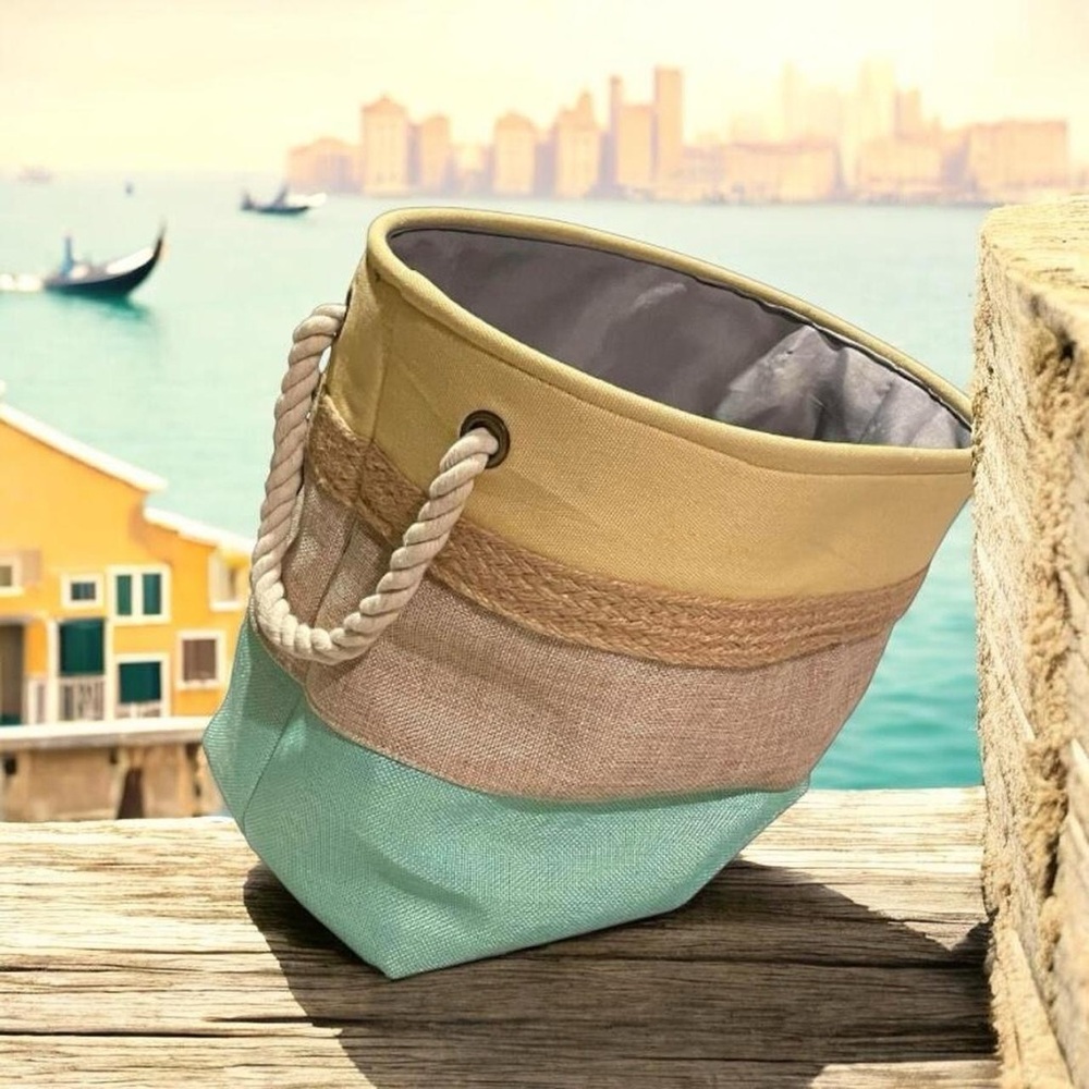 adorable yellow + tan + blue sturdy beach bag!! ☀️🌊🏖️🐚